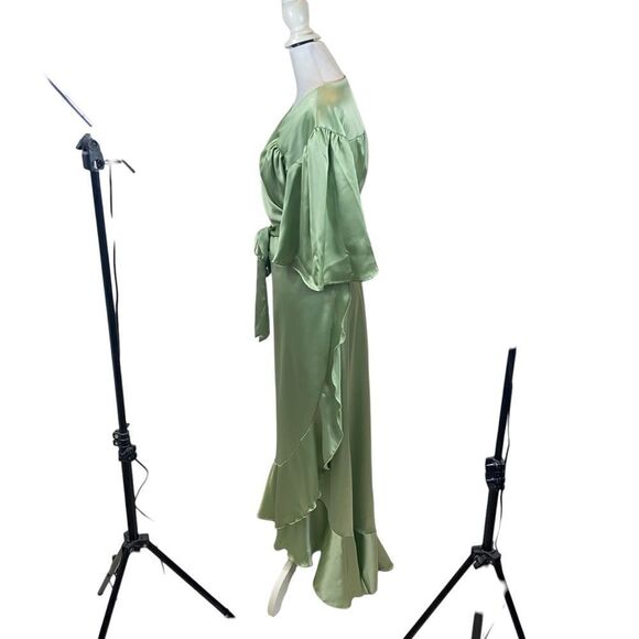 Ladies Flounce London long sleeve wrap maxi dress in light khaki Size 18 - Picture 7 of 14